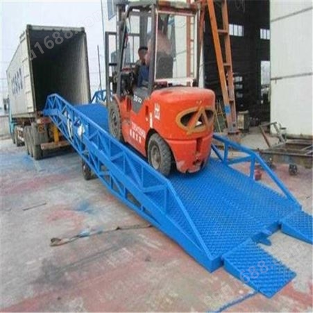 优质产品山东盖亚移动登车桥-dcqy集装箱装车平台-12吨移动登车桥-供应