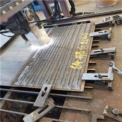 供应煤矿耐磨衬板 化工用堆焊双金属复合耐磨管道 堆焊耐磨钢板
