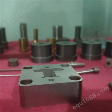 定制异形钨钢模具 钨钢模具加工 硬质钨钢合金模具 高准精密机械