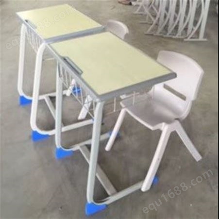 定制各种学生课桌椅 大量批发课桌椅 单人桌 双人桌
