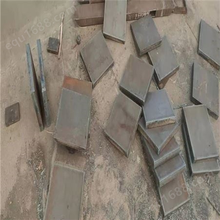 巴彦淖尔市 mn13钢板有货 mn13耐磨板刮板机衬板 良茂切割异形件